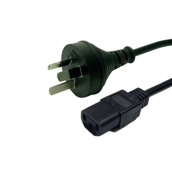 Picture of DYNAMIX 0.5M 3-Pin Plug to IEC C13 Female Plug 10A Power Cord Black